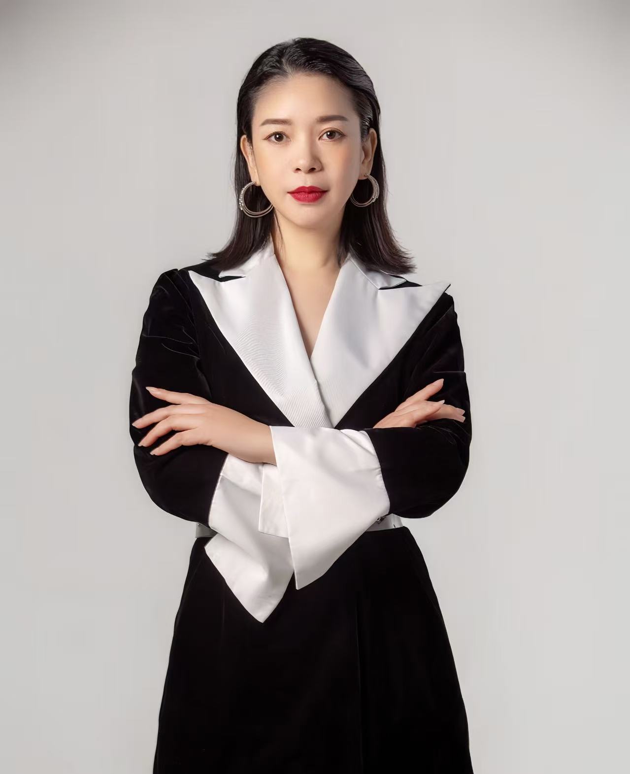 杨茂容老师